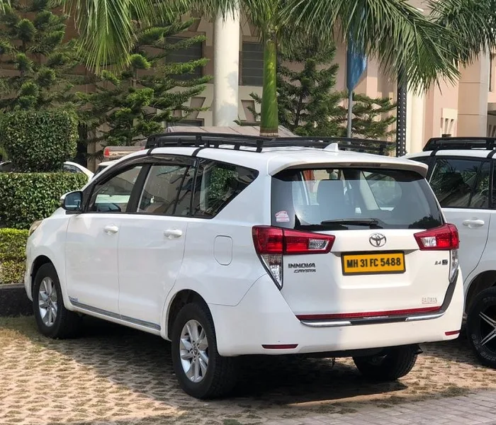 7 seater car on rent in Nagpur